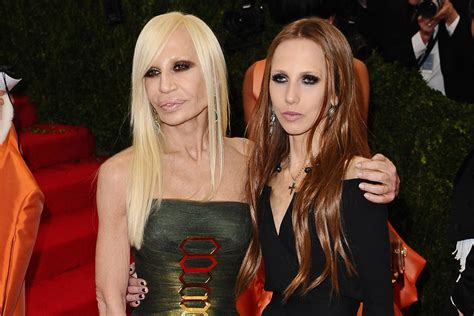 figlia donatella versace anoressica|Donatella sets the record straight over her daughter's treatment .